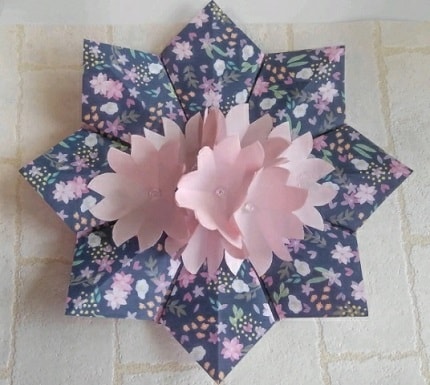折り紙 春の花の立体飾り リースや花束 の簡単な折り方５選 情報色々ドットコム